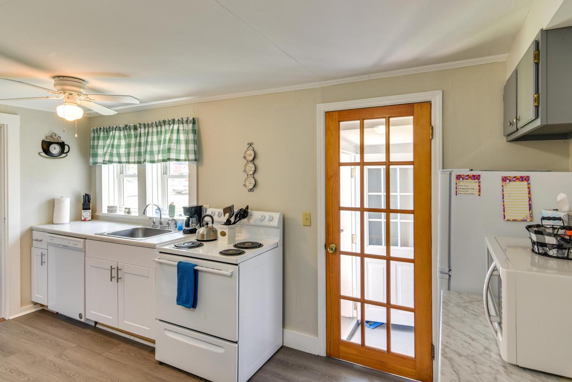 Newport House Less Than 3 Mi To Beaches And Bowens Wharf! Dış mekan fotoğraf